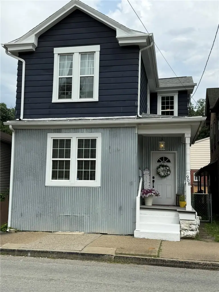 908 Evergreen Ave, Pittsburgh, PA 15209 - #2