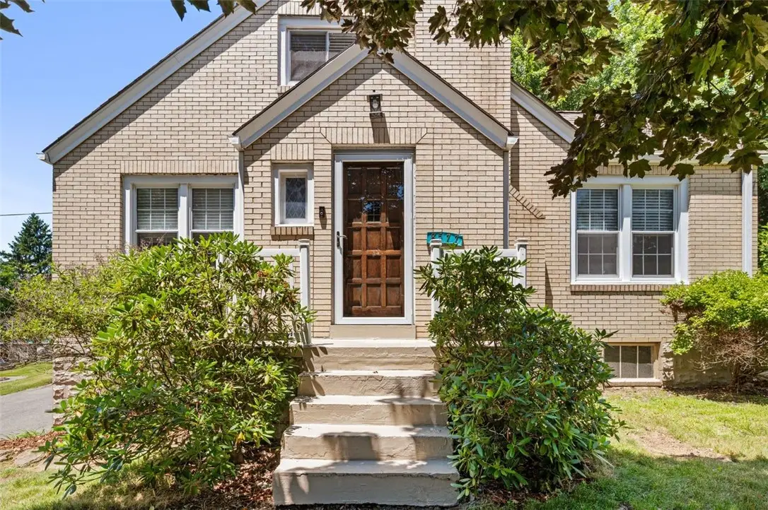 8577 Peebles Rd, Pittsburgh, PA 15237 - #1