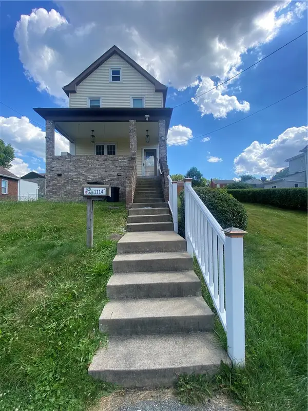 1114 Glass St, White Oak, PA 15131