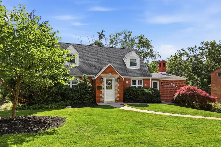5887 Wilson Dr, Bethel Park, PA 15102 - #2