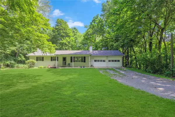422 Rohrmann Rd, Darlington, PA 16115