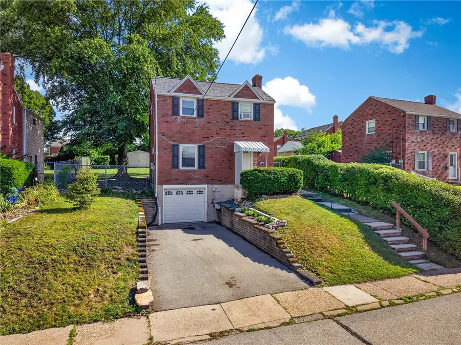 1591 Greencrest Dr, Pittsburgh, PA 15226 - #2