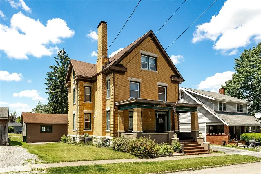 311 Stewart Ave, Grove City, PA 16127 - #2