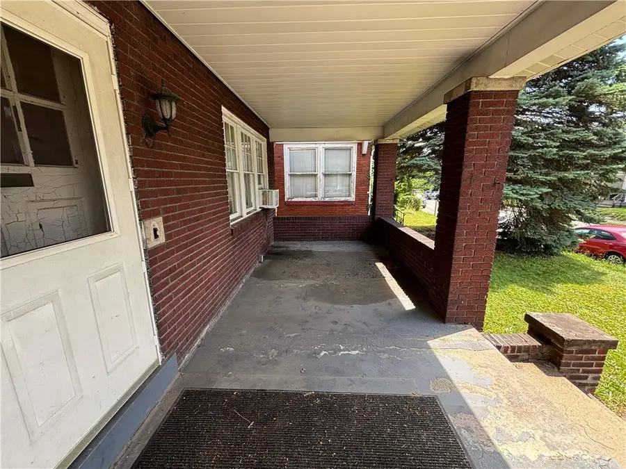434 4th Ave, New Kensington, PA 15068 - #2