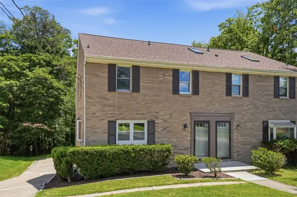 9732 Bellcrest Rd, Pittsburgh, PA 15237