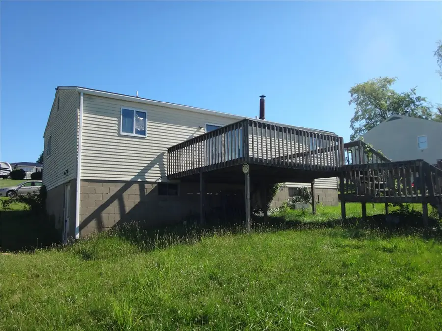 717 Monroe Ave, Brownsville, PA 15417 - #3
