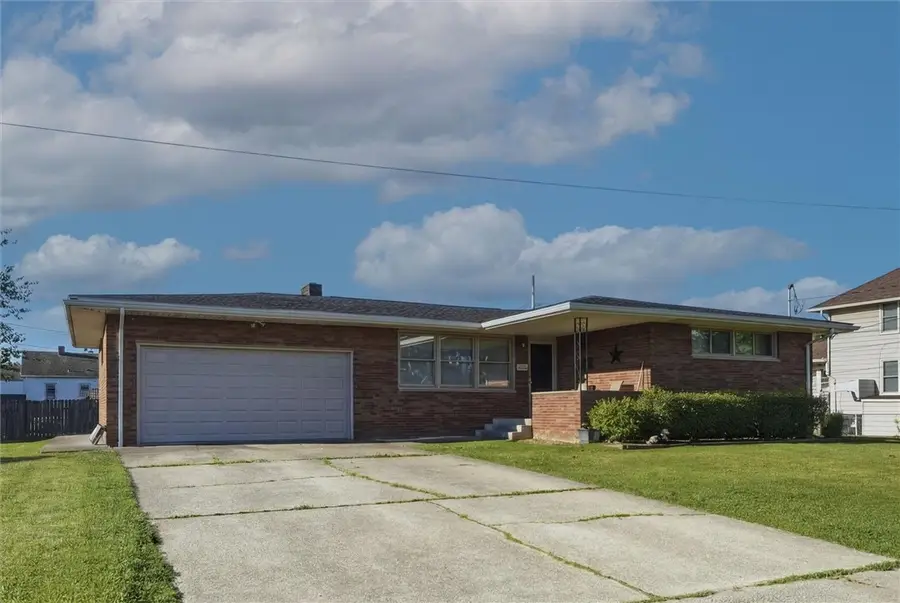 1110 Graham St, Belle Vernon, PA 15012 - #2
