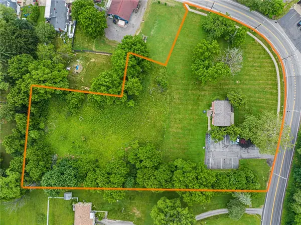 1841 Universal Rd, Pittsburgh, PA 15235