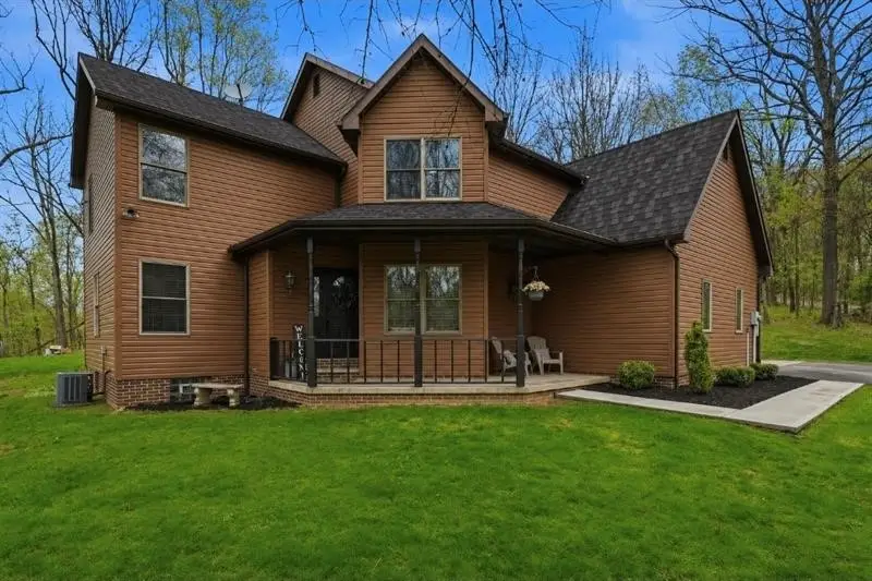 143 W Cruikshank Road, Butler, PA 16002 - #1