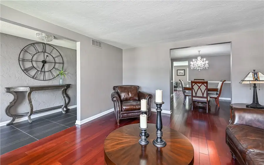 101 Upper Dr, Pittsburgh, PA 15214 - #3