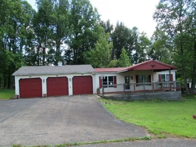 140 Victoria Ln, Hopwood, PA 15445 - #1