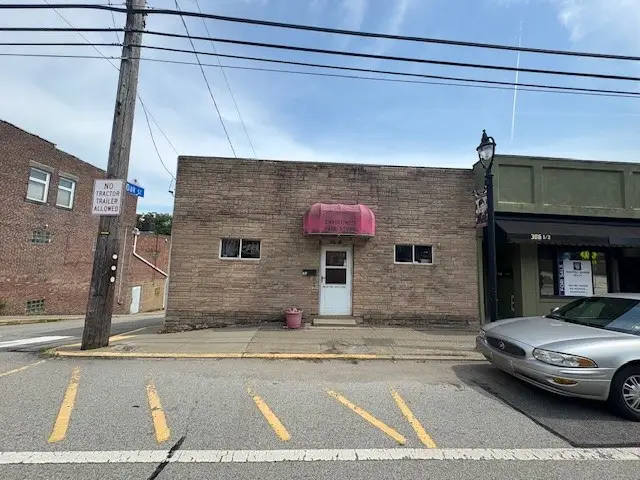 308 Freeport Rd, Pittsburgh, PA 15238 - #1