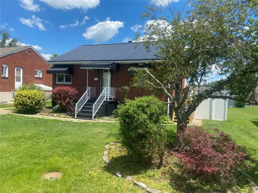 108 Federal St, Perryopolis, PA 15473 - #2