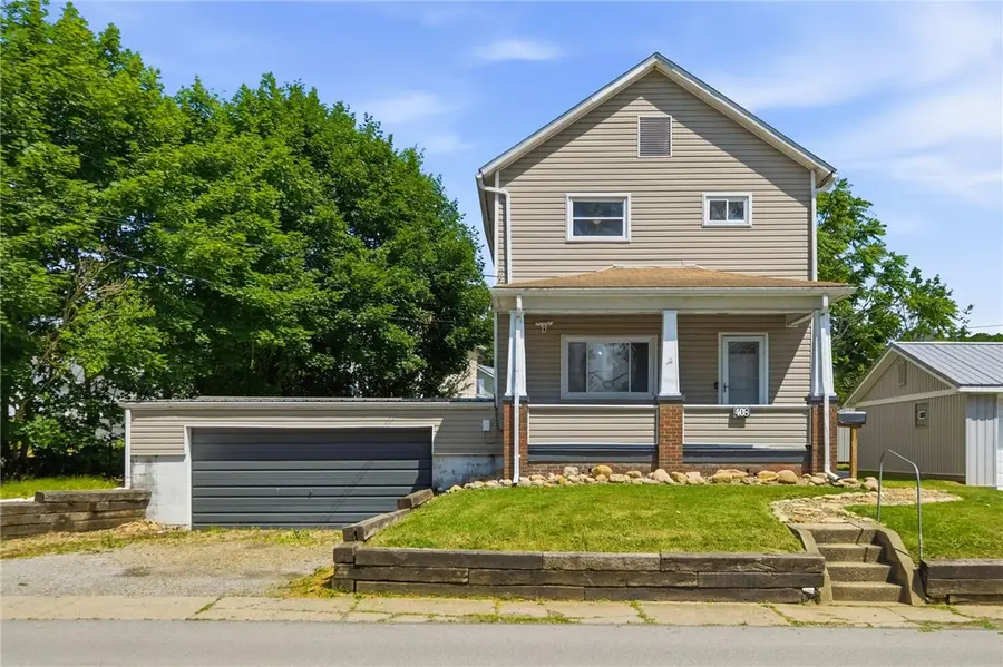 408 Wampum Ave, Ellwood City, PA 16117 - #2