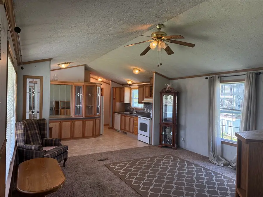 40 Mobile Rd, Washington, PA 15301 - #2