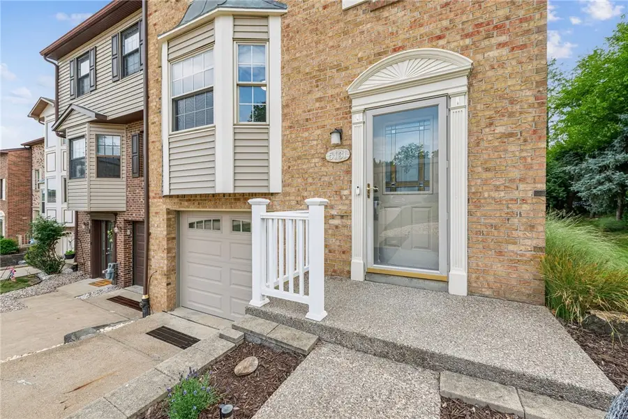 5131 Daube Dr, Pittsburgh, PA 15236 - #2