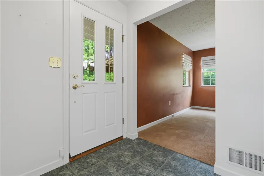 6419 Jefferson Pointe Cir, Jefferson Hills, PA 15025 - #3