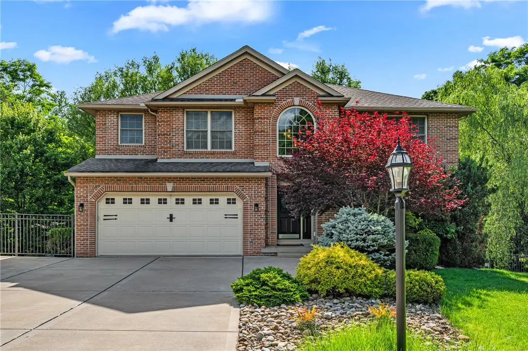 305 Daniela Dr, New Kensington, PA 15068 - #1