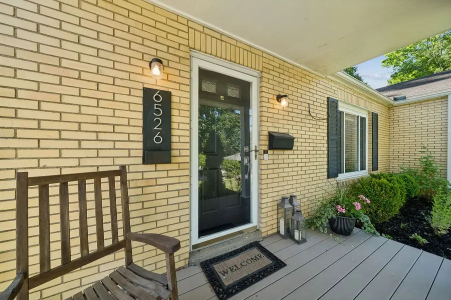 6526 Woodlawn Avenue, Verona, PA 15147 - #2