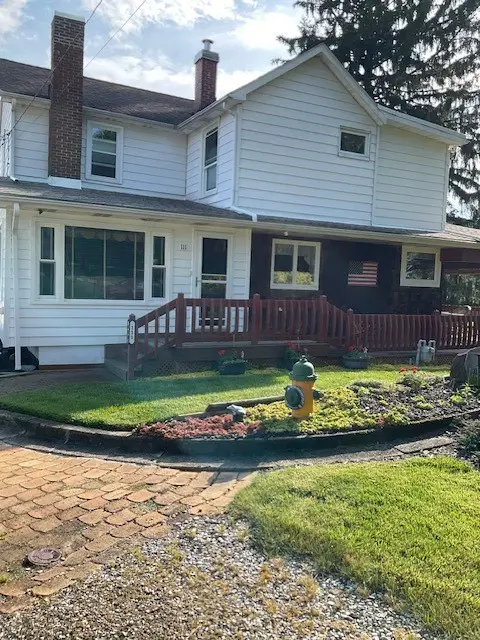 111 Adrian Ln, Butler, PA 16001