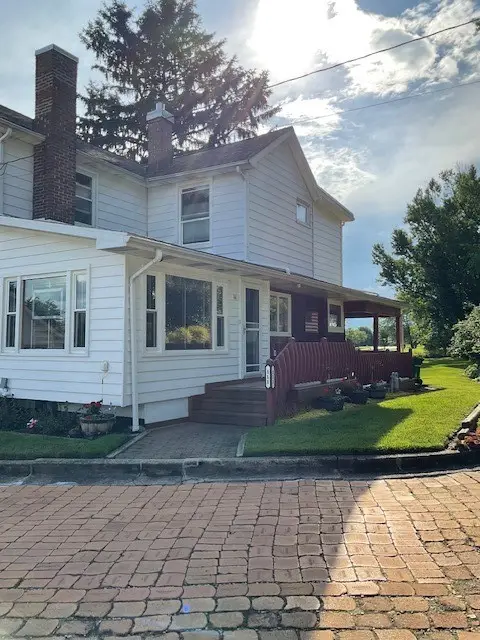 111 Adrian Ln, Butler, PA 16001 - #2