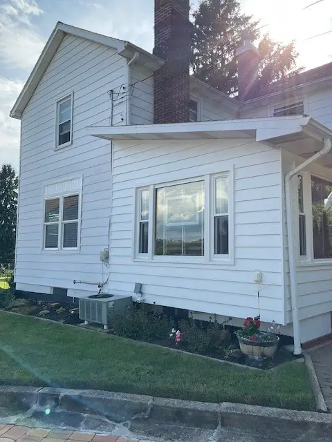 111 Adrian Ln, Butler, PA 16001 - #3