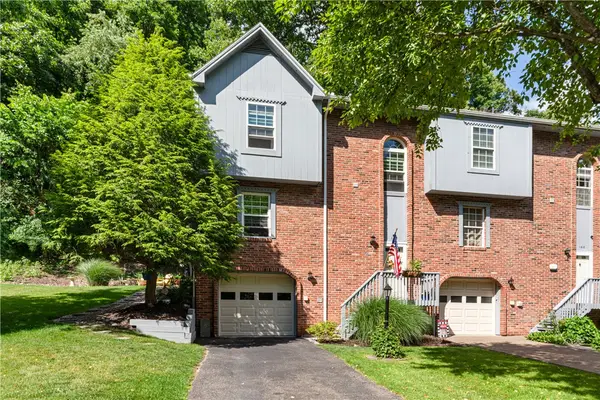162 Old English Rd, Pittsburgh, PA 15237