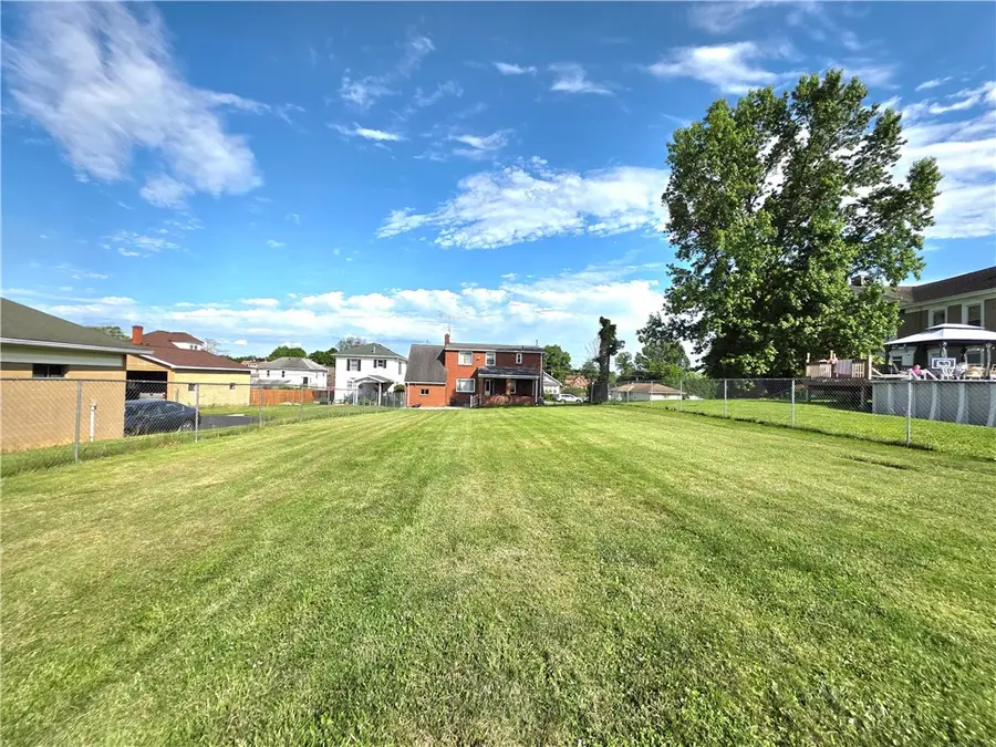 1206 1st St, Hiller, PA 15444 - #2
