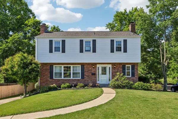 1021 Balmoral Drive, Pittsburgh, PA 15237