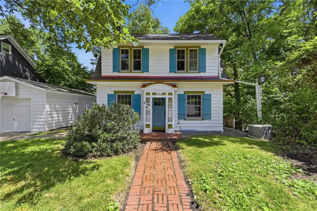235 Oakview Ave, Pittsburgh, PA 15218 - #1
