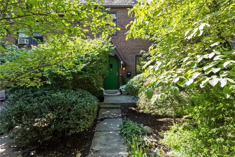561 S Negley Ave #4, Pittsburgh, PA 15232 - #2