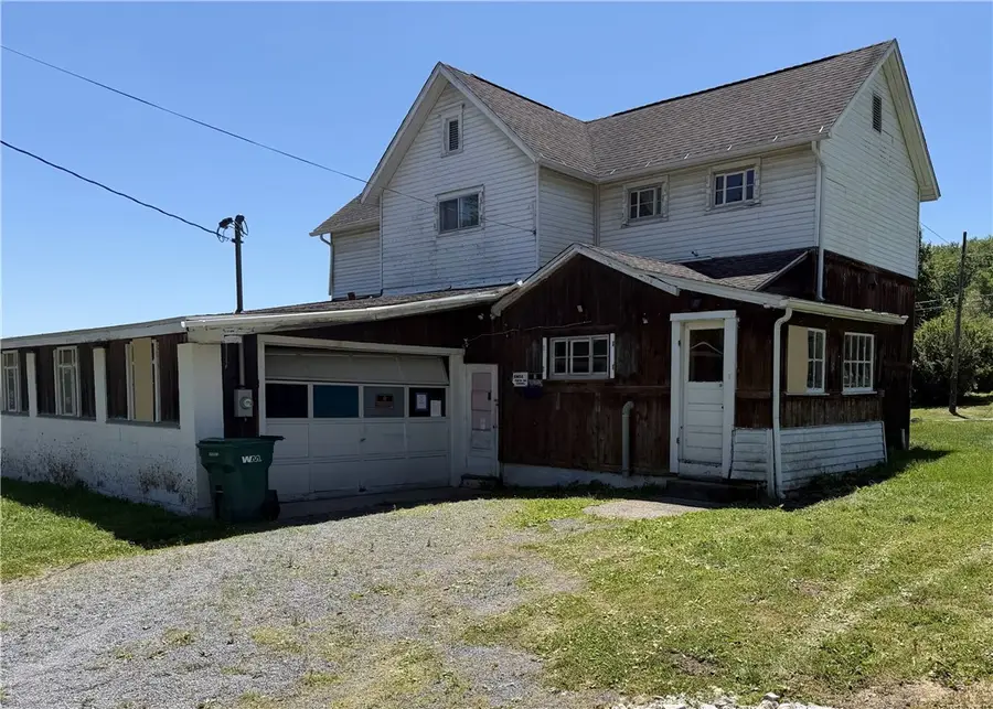 220 Ohio St, Reynoldsville, PA 15851 - #2