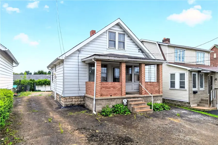 5310 Park Ave, Bethel Park, PA 15102 - #2