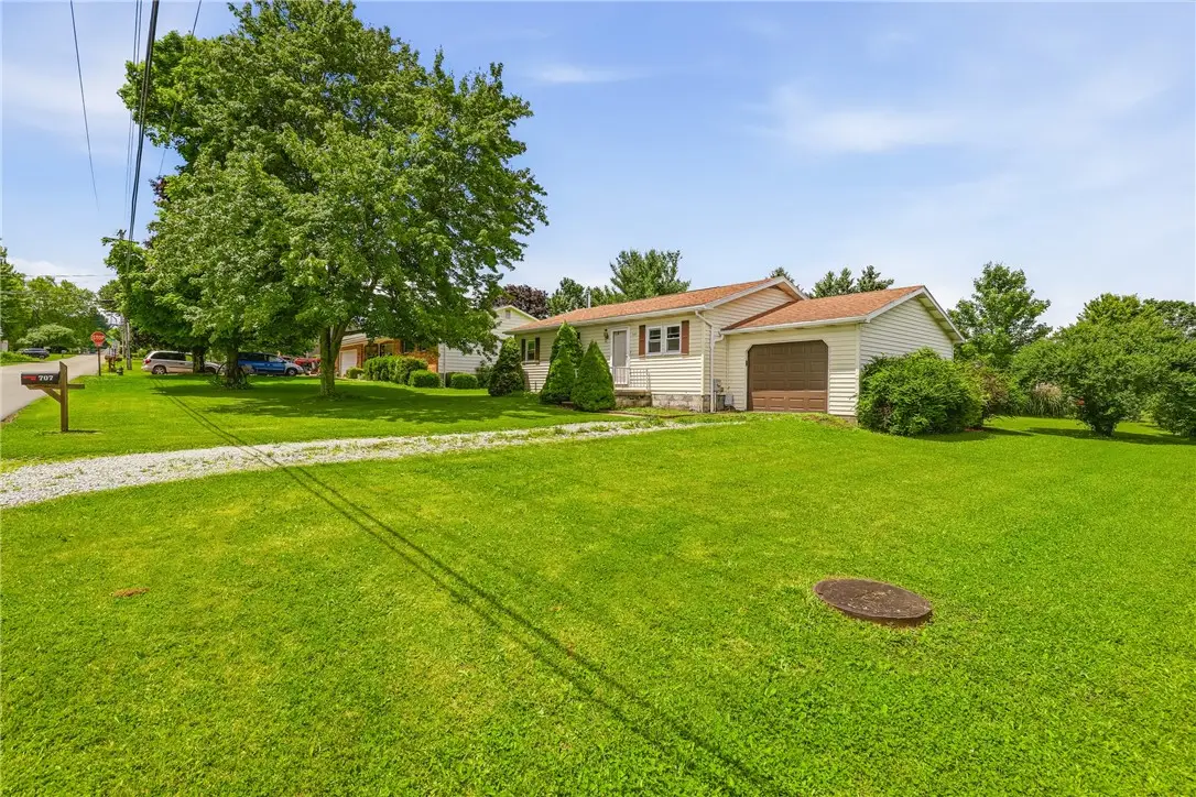 707 Stewart St, Berlin, PA 15530 - #1