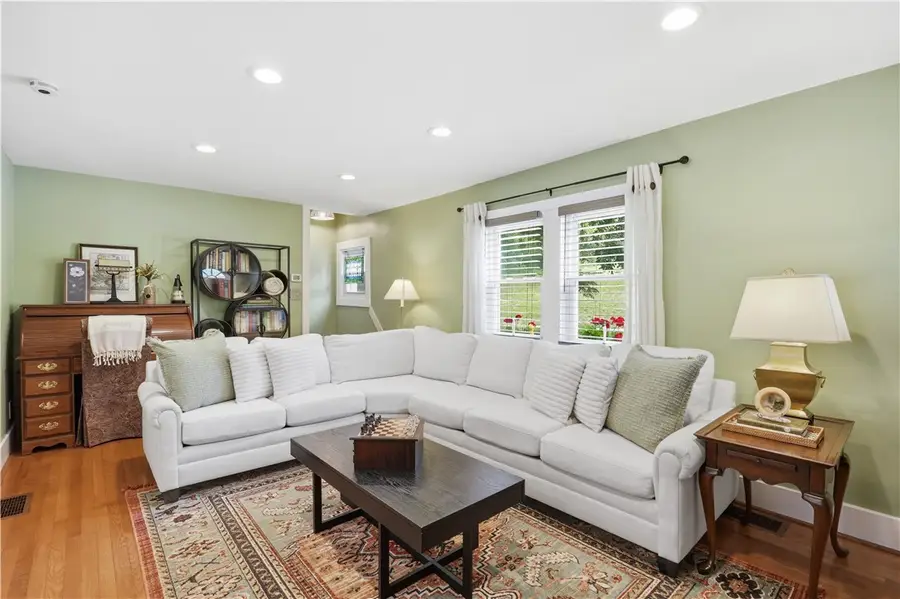 155 Walnut Street, Sewickley, PA 15143 - #2