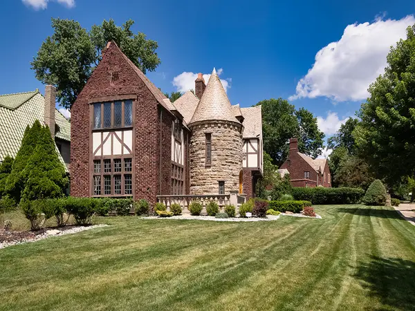 1247 Washington Road, Pittsburgh, PA 15228
