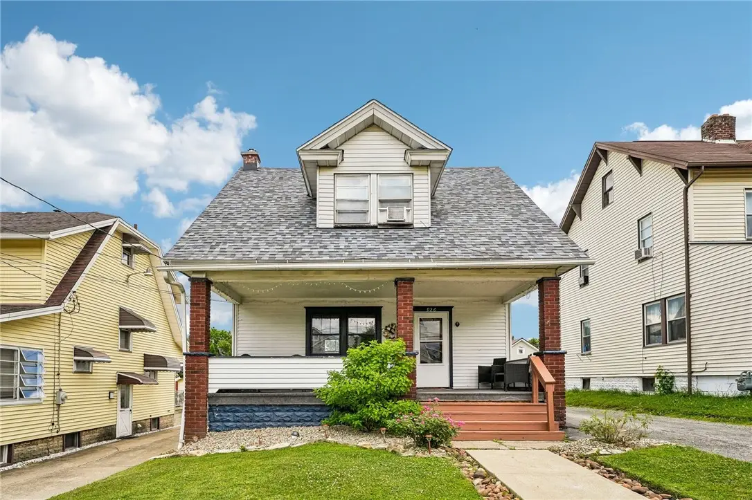 926 Hazel St, New Castle, PA 16101 - #1