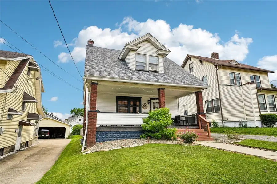 926 Hazel St, New Castle, PA 16101 - #2