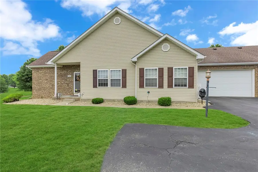 106 Clearwater Drive, Ellwood City, PA 16117 - #2