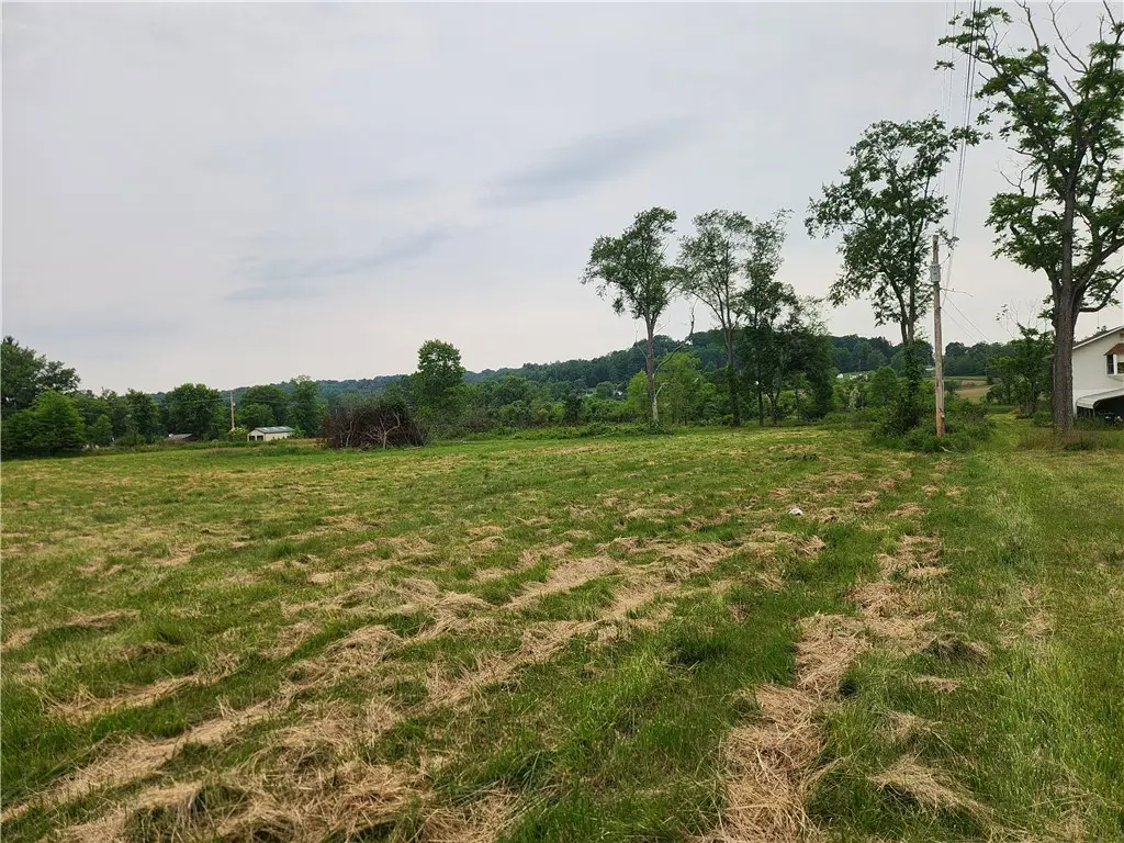402 Ceylon Rd, Carmichaels, PA 15320 - #1