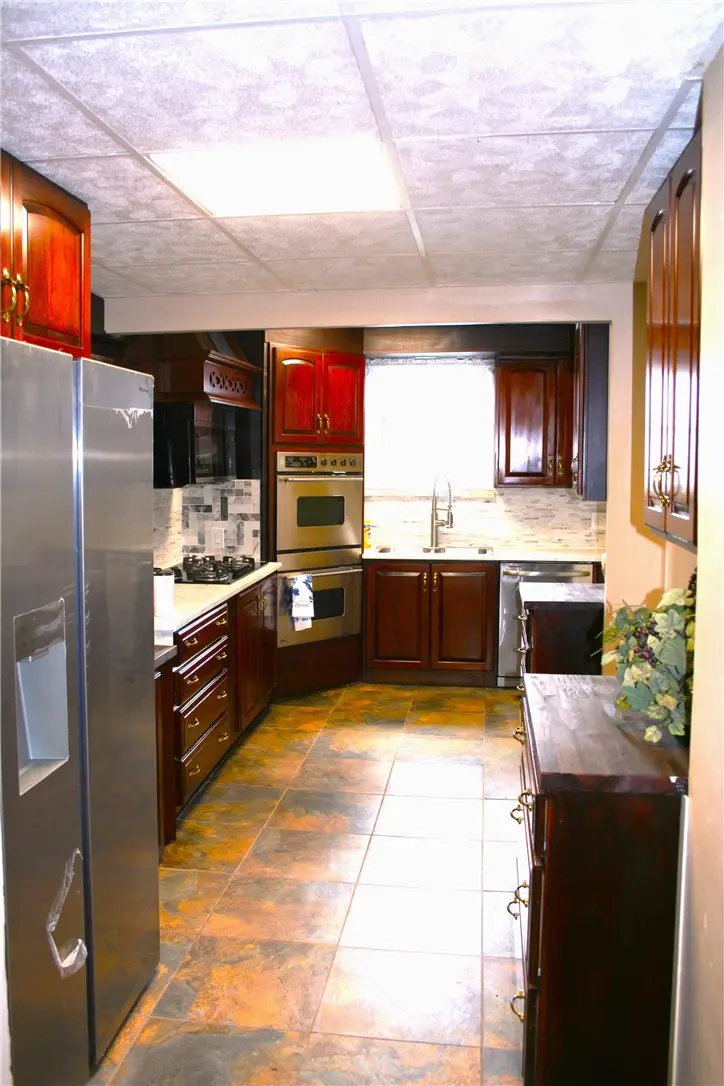 1802 Freemont St, McKeesport, PA 15132 - #2