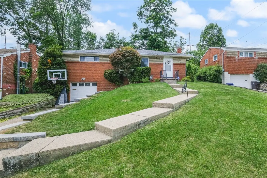 1654 Hollyrood Rd, Pittsburgh, PA 15227 - #1