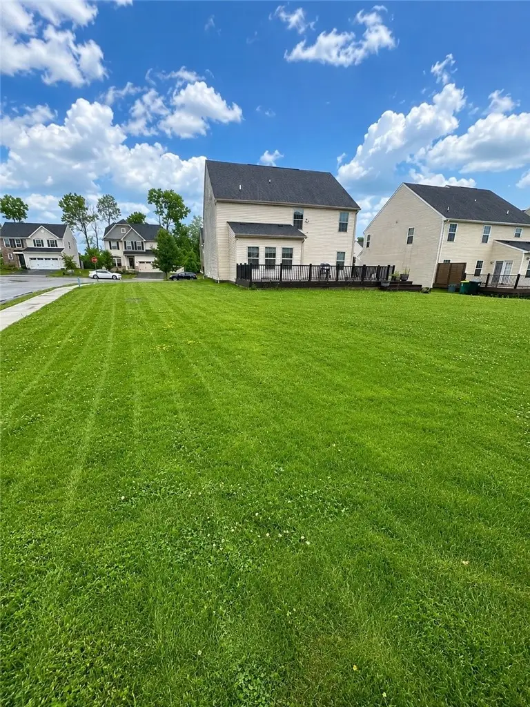 2932 Pinnacle Dr, Cuddy, PA 15057 - #2
