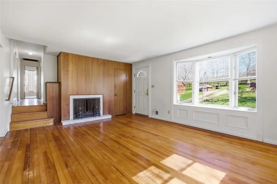 527 E Mcmurray Rd, McMurray, PA 15317 - #3