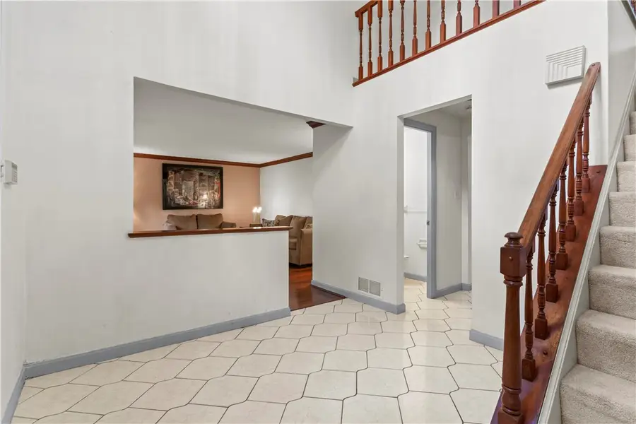 5848 Brian Dr, Bethel Park, PA 15102 - #2