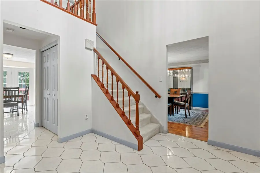 5848 Brian Dr, Bethel Park, PA 15102 - #3