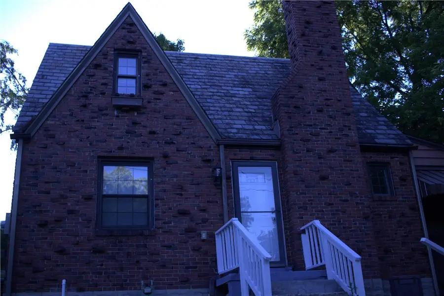 230 Broadway Dr, Pittsburgh, PA 15236 - #2