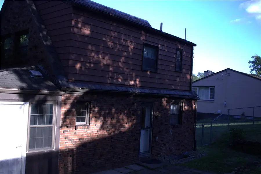 230 Broadway Dr, Pittsburgh, PA 15236 - #3