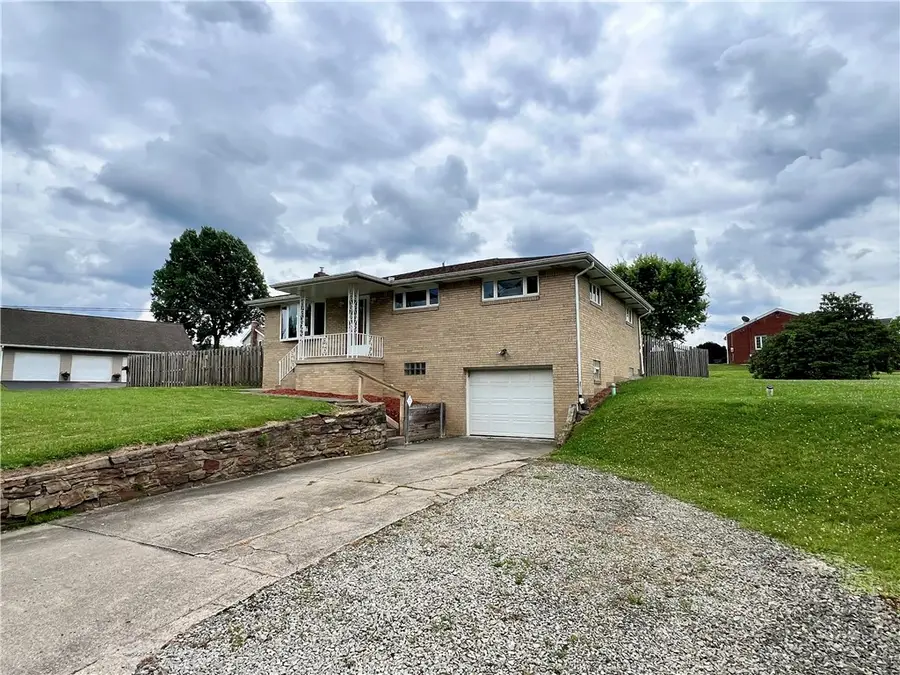 206 Clinton Dr, Herminie, PA 15637 - #2