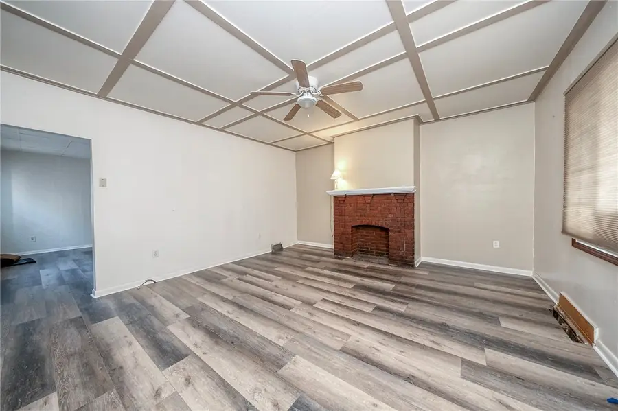 311 Sweetbriar St, Pittsburgh, PA 15211 - #2